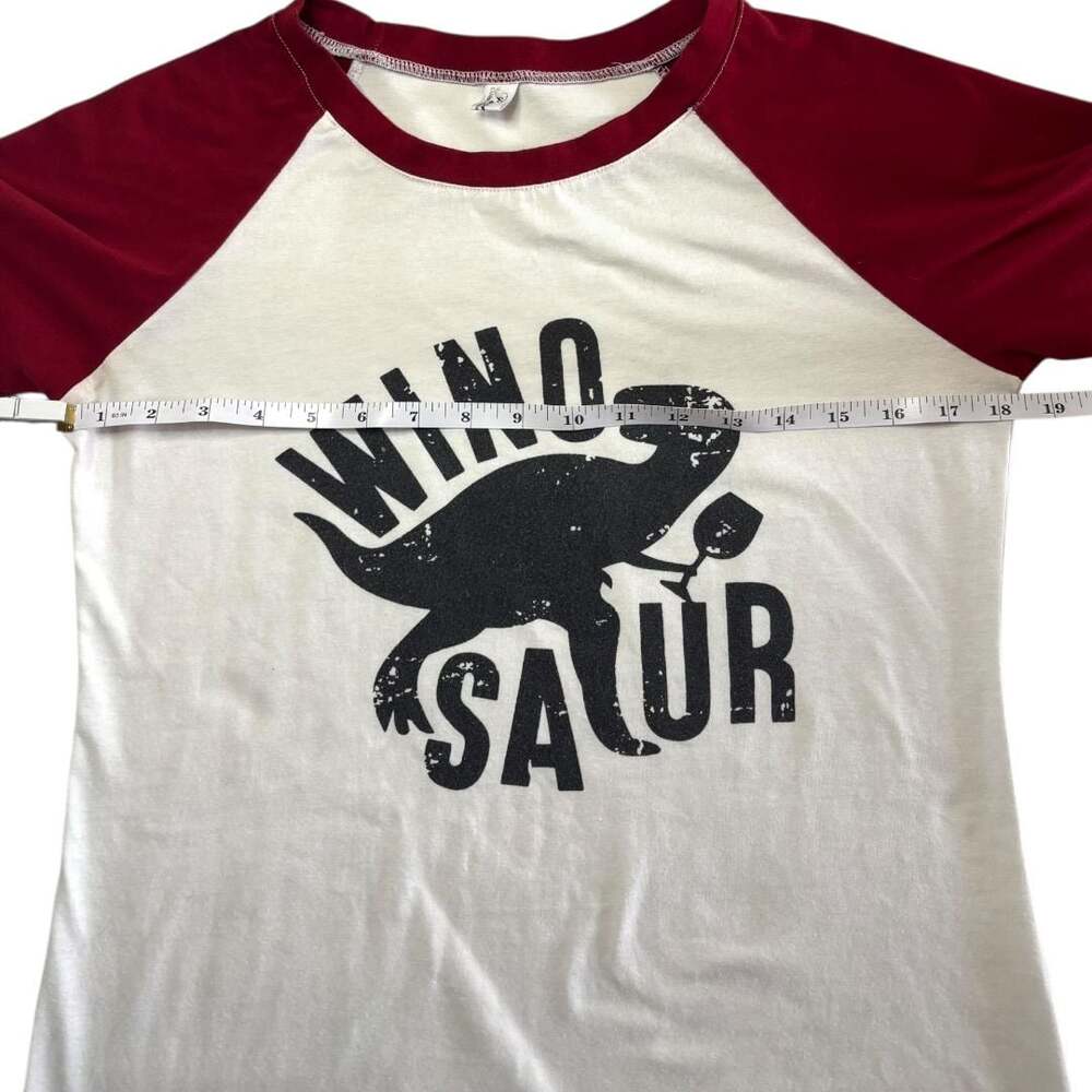 Fashion Classic Fashion Wino Saur Dinosaur Wine Graphic Raglan T-Shirt Size S/M - Picture 4 of 7